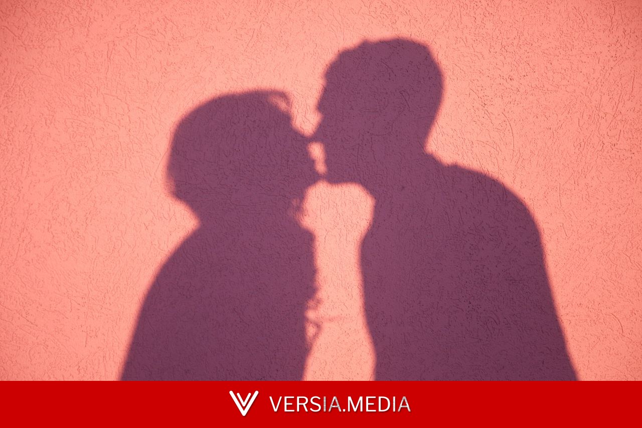 Biglaw Partner-Associate Public Makeout Sesh Posted On Social Media