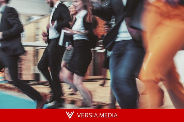 ‘Someone Stop Them From Doing This Again’: Biglaw Recruiting Is Making 1Ls Miserable — Law | Versia.media